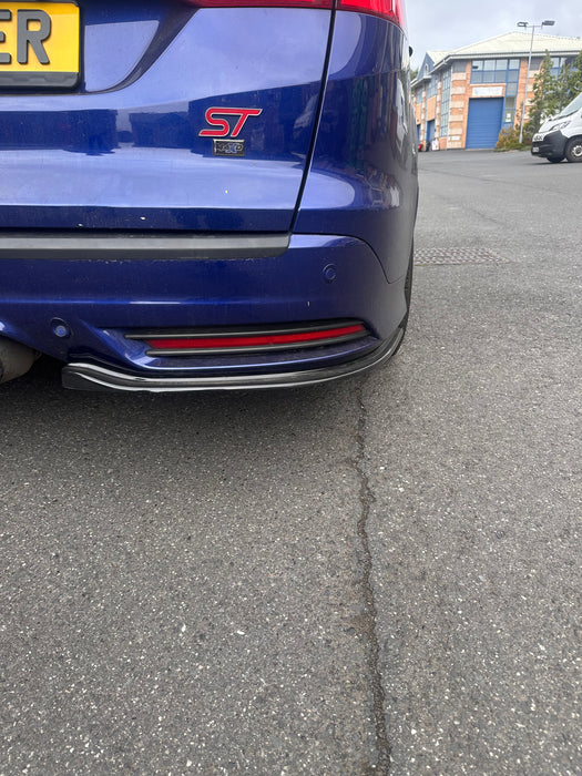 Ford Focus MK3.5 Estate Rear Spats